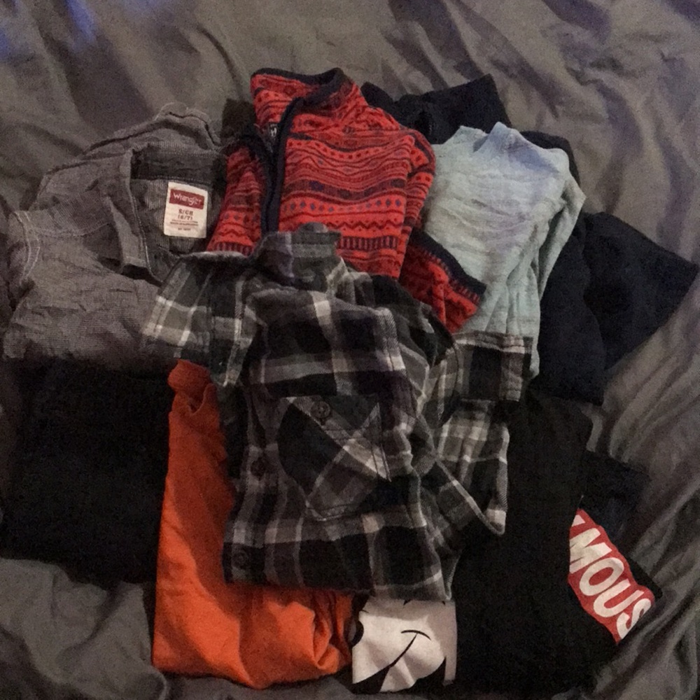 Boys size 6/7 & 7 lot